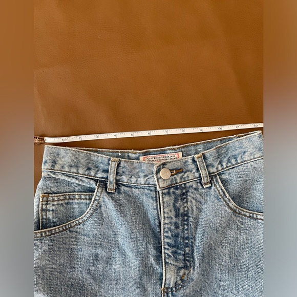 VINTAGE GUESS Denim Mini-Skirt in Light Blue - Picture 5 of 6